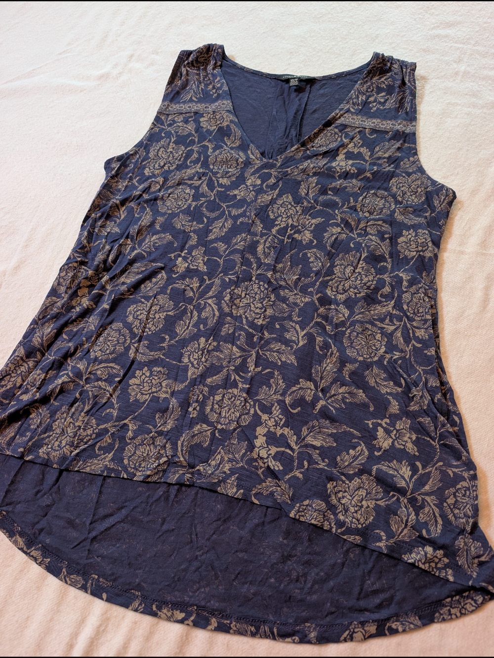 Lucky Brand Sleeveless V-Neck Floral Print  Tank Top XS/S